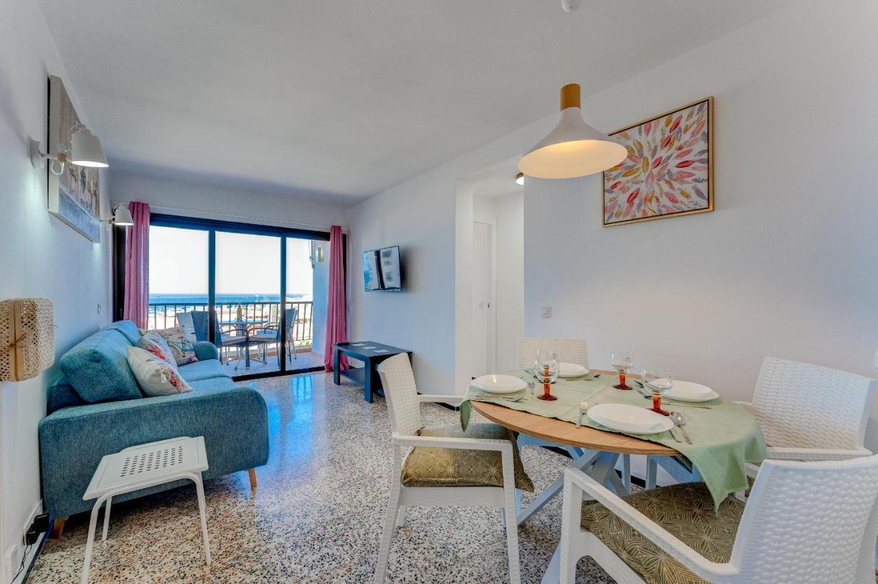 Los Cristianos Achacay Bluesky Apartment ภายนอก รูปภาพ