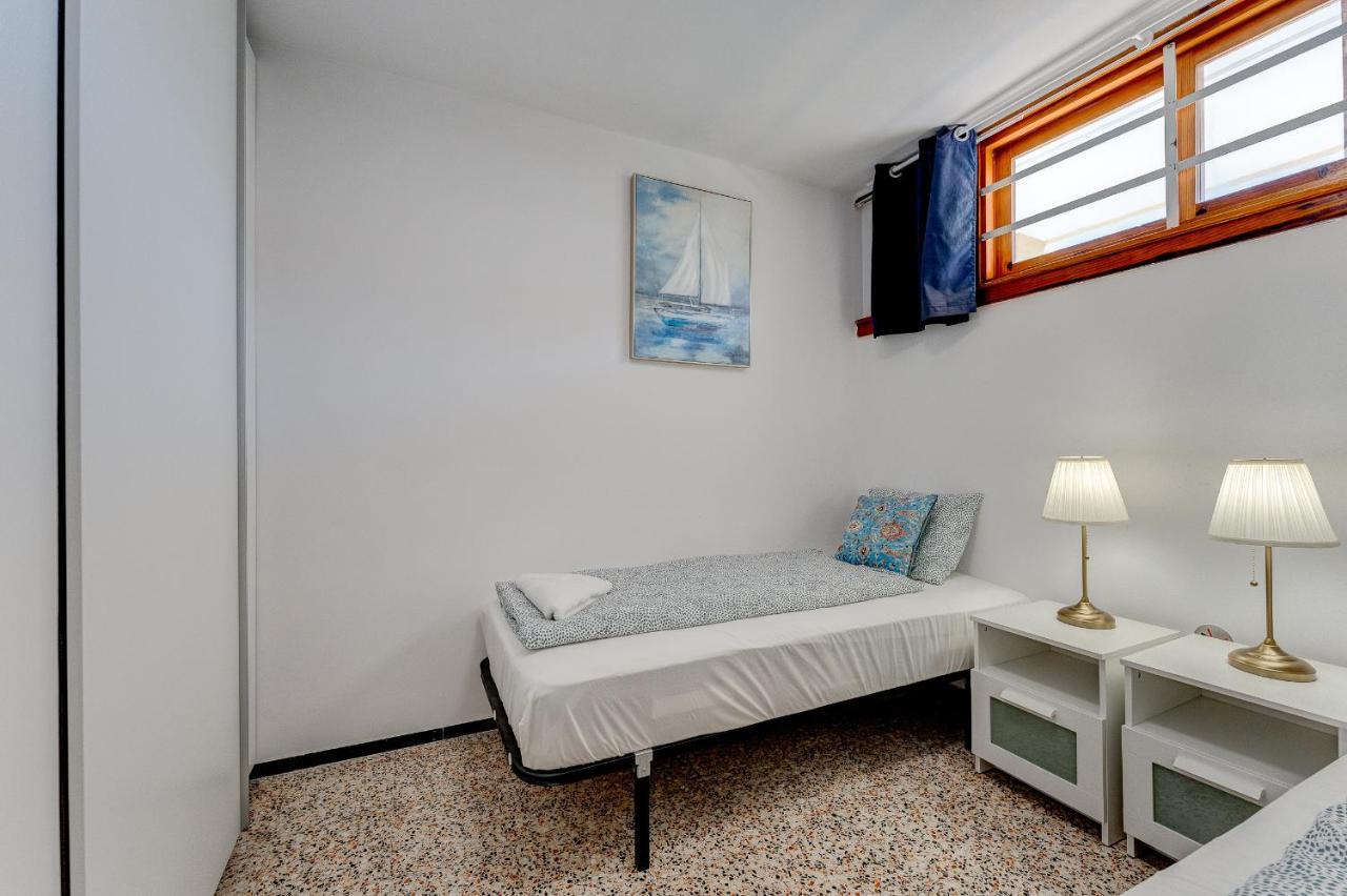 Los Cristianos Achacay Bluesky Apartment ภายนอก รูปภาพ