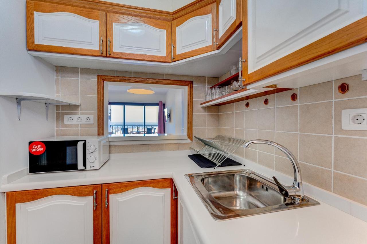 Los Cristianos Achacay Bluesky Apartment ภายนอก รูปภาพ